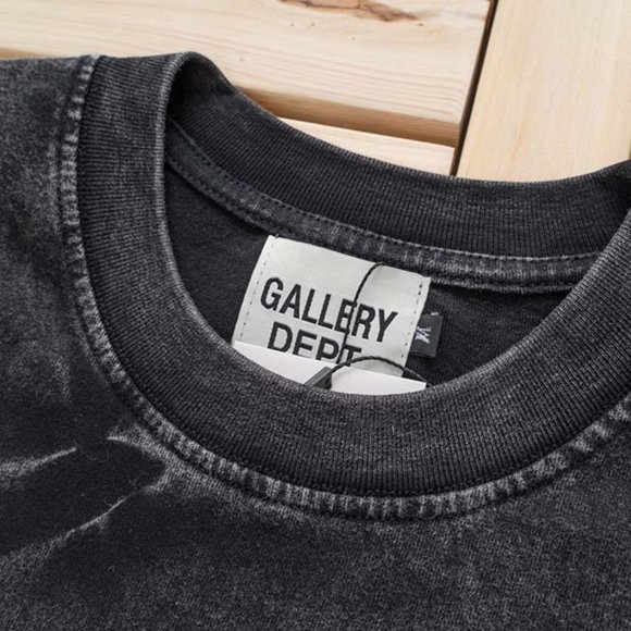 Gallery Dept.Skull And Crossbones-Print Distressed Short Sleeve Black - Picture 6 of 8